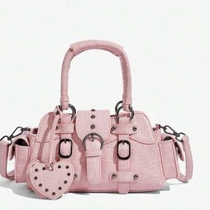 Women’s fashionable  Y2K heart shaped pendant vintage motorcycle woven tote bag